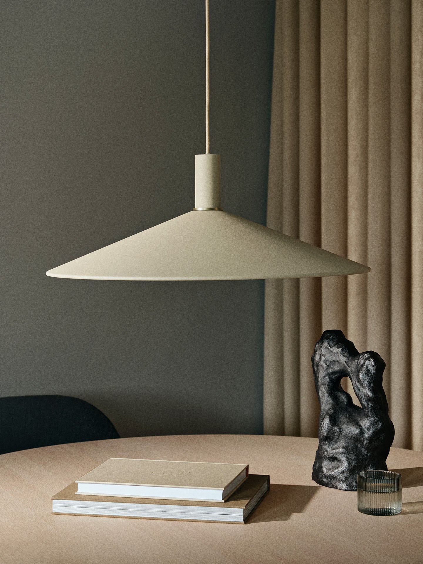 Angle Shade - Cashmere