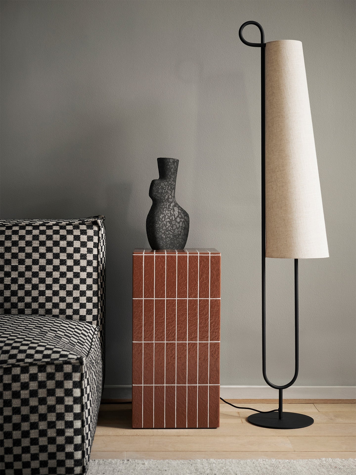 Ancora Floor Lamp - Black/Natural - UL